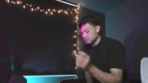  ... online show from September 2025 01:40:02 AM