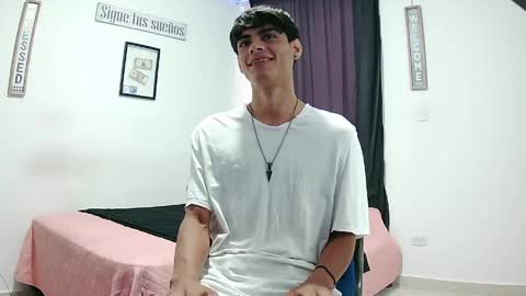 Snapshot of harrythomson1 chatting on April 2026 12:08:02 PM harry thomson online show from April 2026 12:08:02 PM