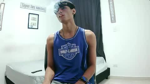 Snapshot of harrythomson1 chatting on June 2026 10:26:01 PM harry thomson online show from June 2026 10:26:01 PM