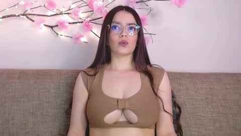     online show from February 2025 02:32:01 PM