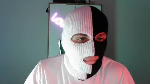 Two-Face online show from April 2026 10:18:01 PM