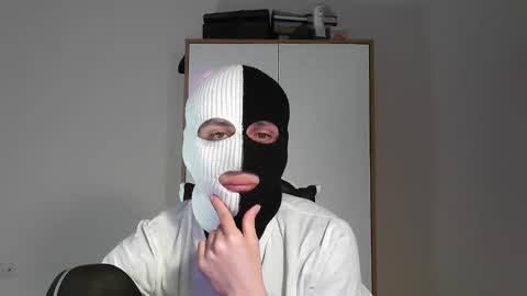 Two-Face online show from April 2026 09:37:02 PM