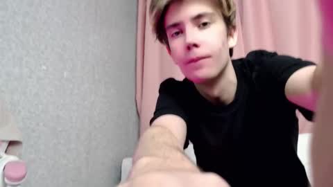 harvey_foster online show from December 2025 03:45:02 AM