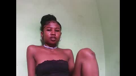 hasleyinah online show from April 2026 05:35:01 AM