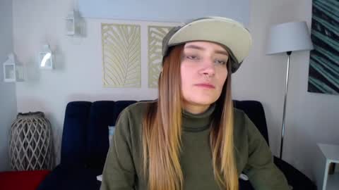 Snapshot of hat_girl chatting on February 2025 03:41:01 AM Nicole online show from February 2025 03:41:01 AM