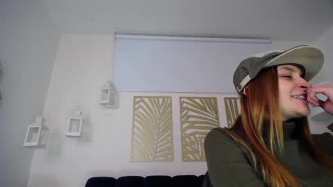 Snapshot of hat_girl chatting on February 2025 09:54:01 AM Nicole online show from February 2025 09:54:01 AM