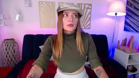 Snapshot of hat_girl chatting on February 2025 04:44:01 AM Nicole online show from February 2025 04:44:01 AM