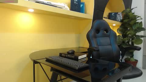 Snapshot of hatsajones chatting on September 2025 12:27:02 PM hatsajones online show from September 2025 12:27:02 PM