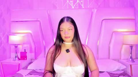 Snapshot of hatsajones chatting on February 2026 05:05:02 AM hatsajones online show from February 2026 05:05:02 AM