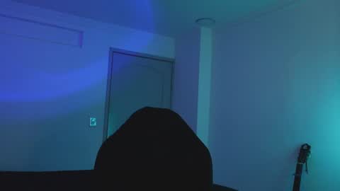 More content   2   online show from September 2025 04:49:02 AM