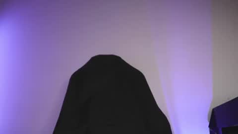 Snapshot of hatsumotokyoto chatting on February 2026 12:25:02 AM More content 2 online show from February 2026 12:25:02 AM