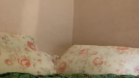 Snapshot of hattydee chatting on January 2025 03:12:02 PM dee online show from January 2025 03:12:02 PM