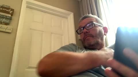 Snapshot of hawks2113 chatting on December 2024 12:19:02 PM hawks2113 online show from December 2024 12:19:02 PM