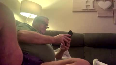 Snapshot of hawks2113 chatting on February 2025 11:09:02 PM hawks2113 online show from February 2025 11:09:02 PM