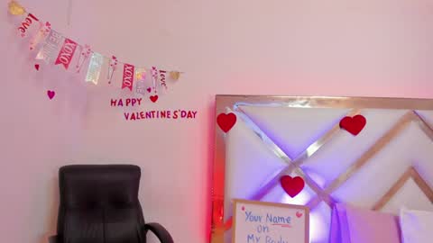 Hayami  online show from February 2025 12:33:01 PM