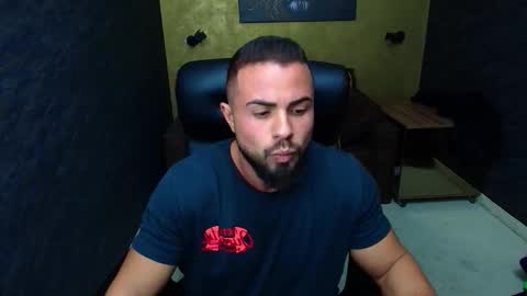 HayesWood online show from October 2025 04:13:01 AM