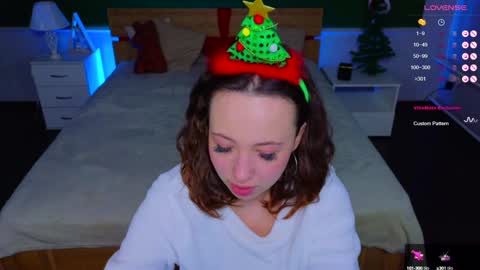 Hayle online show from December 2024 05:05:02 AM