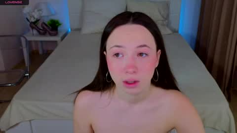 Hayle online show from March 2025 02:15:01 AM