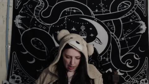 Snapshot of haylewoods chatting on December 2024 03:15:01 AM Hayle Woods online show from December 2024 03:15:01 AM