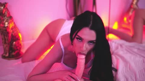 Snapshot of hayliemilf chatting on February 2026 06:02:01 PM Haylie online show from February 2026 06:02:01 PM