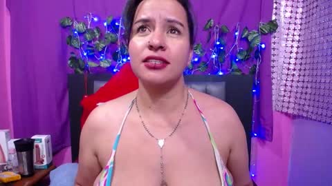 hazel online show from January 2025 07:28:01 PM