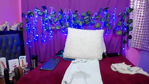 hazel online show from February 2025 10:11:01 PM