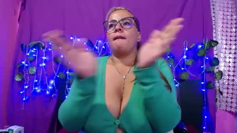 hazel online show from February 2025 10:07:02 AM