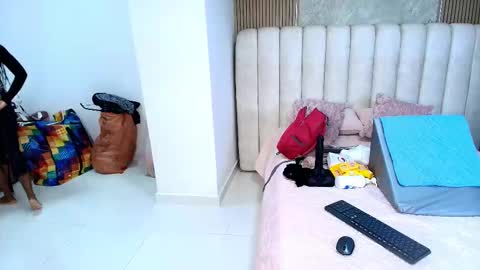 kataleya online show from November 2025 07:12:01 PM