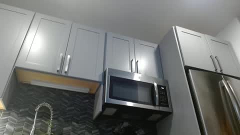 Hazel online show from January 2025 10:40:02 PM