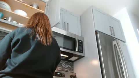 Hazel online show from January 2025 06:52:01 PM