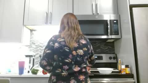 Hazel online show from February 2025 12:48:02 AM