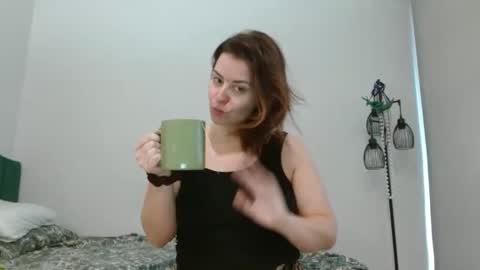 Hazel online show from October 2025 12:25:02 PM