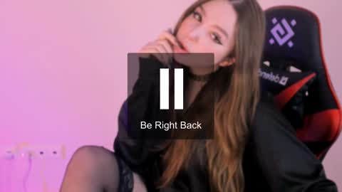 Hazel online show from March 2025 06:41:02 PM