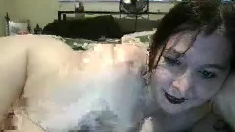 Snapshot of hazelbasil32728 chatting on February 2026 02:06:01 PM hazelbasil32728 online show from February 2026 02:06:01 PM