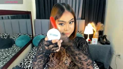 Snapshot of hazelmadonna chatting on September 2025 12:07:01 PM HAZEL MADONNA online show from September 2025 12:07:01 PM