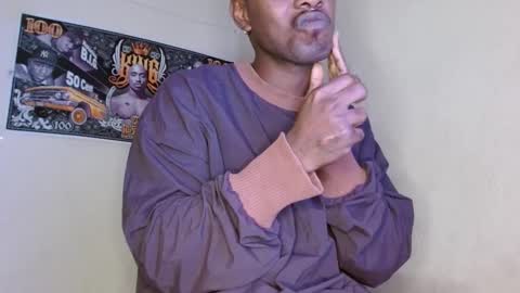 hazlan_420 online show from October 2025 11:22:02 AM