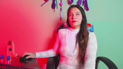 Snapshot of hazz_smith chatting on February 2026 06:03:01 PM HAZZ SMITH online show from February 2026 06:03:01 PM