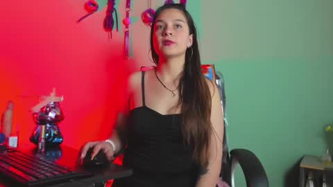 Snapshot of hazz_smith chatting on February 2026 10:50:01 PM HAZZ SMITH online show from February 2026 10:50:01 PM