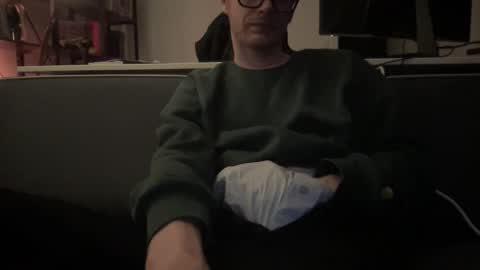 hchappel19 online show from October 2025 12:41:01 AM