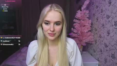 Valeria online show from December 2024 01:49:01 PM