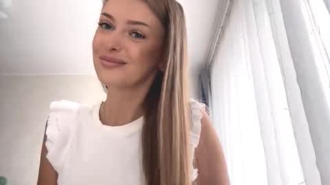 Mona online show from September 2025 08:51:02 AM