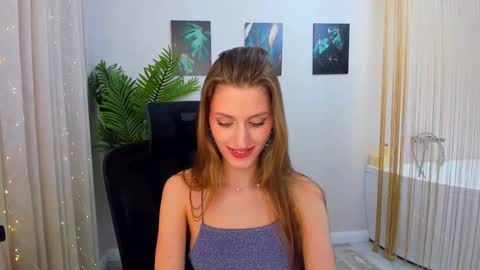 heartedlove_1 online show from February 2025 05:33:01 PM