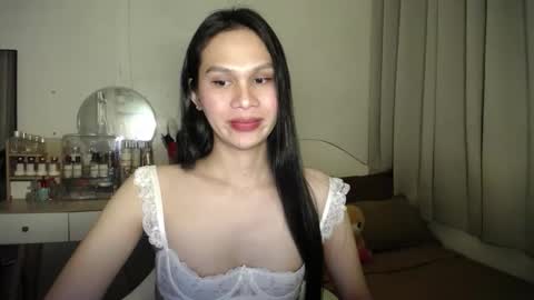 Snapshot of heather_bbyy chatting on November 2025 07:47:01 PM heather_bbyy online show from November 2025 07:47:01 PM