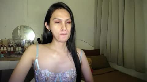 Snapshot of heather_bbyy chatting on November 2025 07:58:01 PM heather_bbyy online show from November 2025 07:58:01 PM
