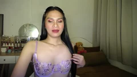 Snapshot of heather_bbyy chatting on December 2025 06:48:02 PM heather_bbyy online show from December 2025 06:48:02 PM