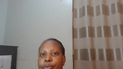 Snapshot of heatherjee chatting on October 2025 03:40:01 AM Heather online show from October 2025 03:40:01 AM