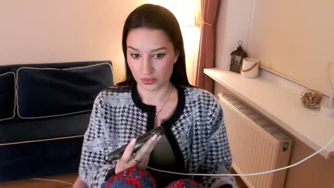 Heaven girl online show from December 2024 03:39:01 PM