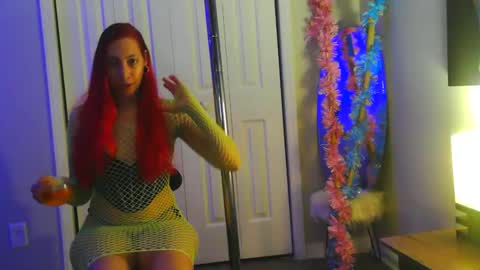 Heavenllyy online show from May 2026 03:12:01 AM
