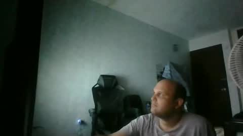 Heavy Rebell online show from October 2025 04:21:02 AM