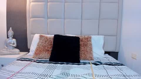 Keira Hecate online show from January 2025 07:07:01 PM